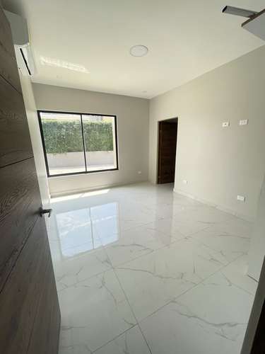 ALQUILER DE APARTAMENTOS TIPO CASAS PARA ESTRENAR EN GUACHIPELIN EN ESCAZU - Imagen 14