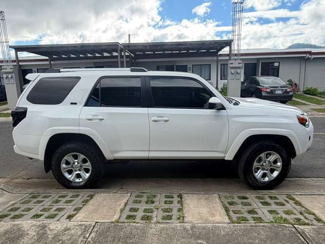 Toyota 4Runner 2019