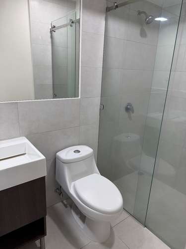 Condominio Altamira bello apto en piso 14, espectacular vista - Imagen 6