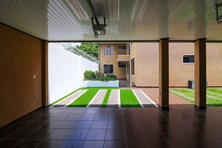 Alquiler Apartamento en Residencial Monserrat Tres Ríos  - Imagen 4