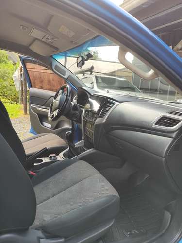Mitsubishi L200 2019 en excelente estado