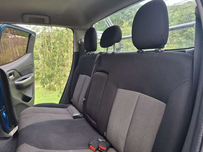 Mitsubishi L200 2019 en excelente estado
