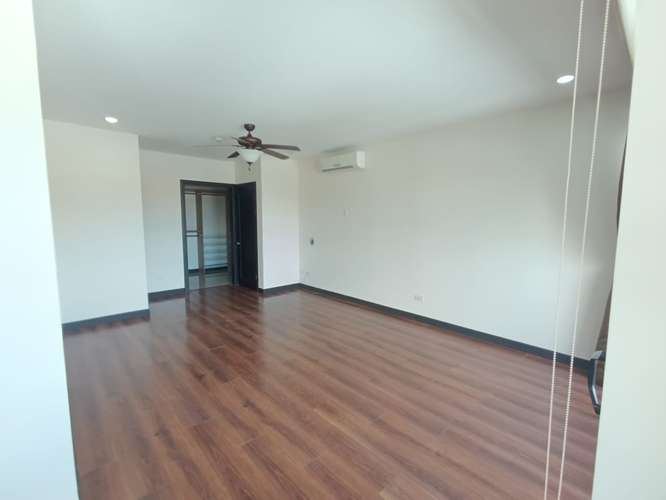 ¡Amplio y Exclusivo Apartamento de 3 Hab. en 3er Piso | Incluye Línea Blanca y Cargador Eléctrico! - Imagen 5