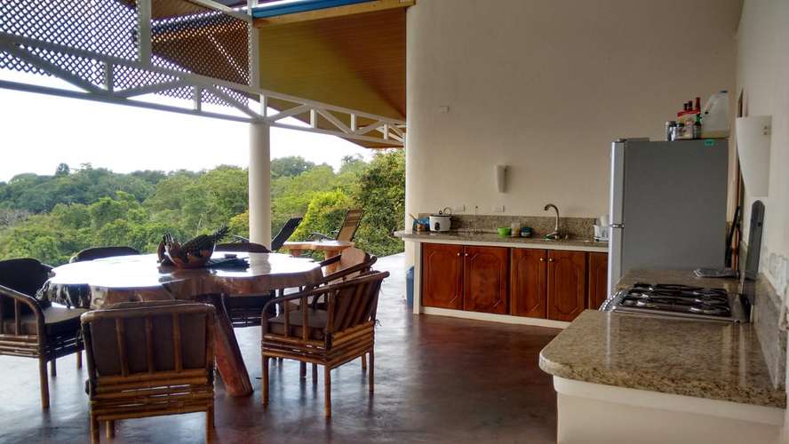 Sol y Mar Sunrise Retreat: A Self-Sufficient Mountain Home with 360 Degree Ocean Views - Imagen 14