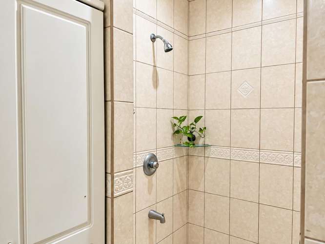Venta de Casa con 4 parqueos en San Pablo, Heredia  - Imagen 5