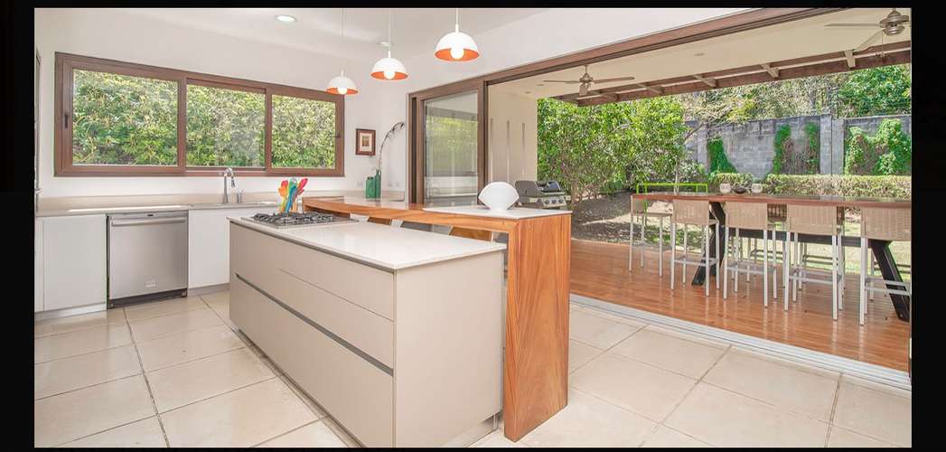 Casa moderna en La Hacienda Santa Ana con 4 habitaciones y jardín - Imagen 7