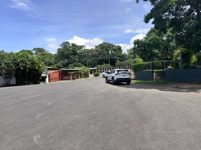 Venta de Casa con  Apartamento en San Miguel de Turrucares, Alajuela - Imagen 2