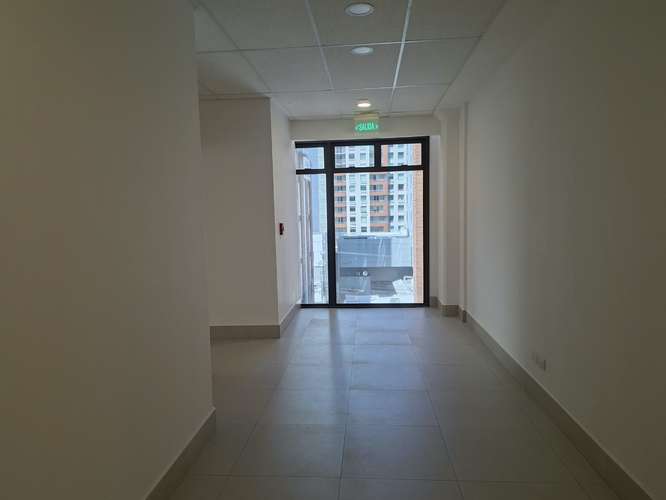 Oficina moderna de 81 m² en San José provincia con vistas a las montañas - Imagen 6