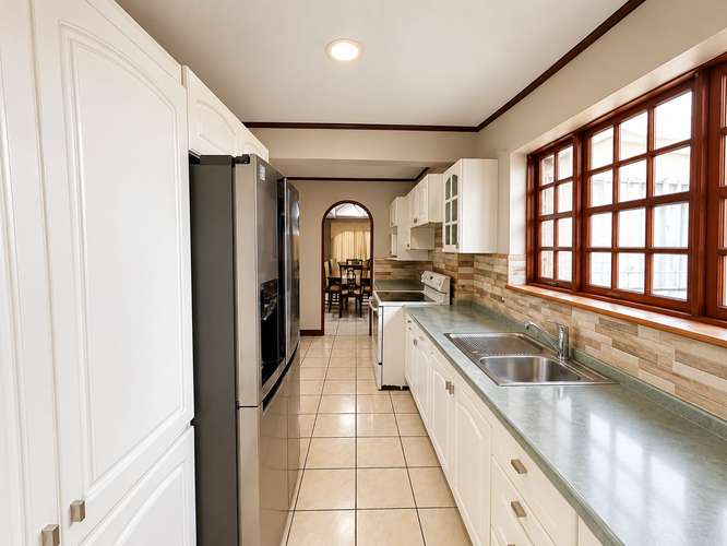 Casa Independiente en Moravia | Urb. Saint Clare | 2 Parqueos - Imagen 12