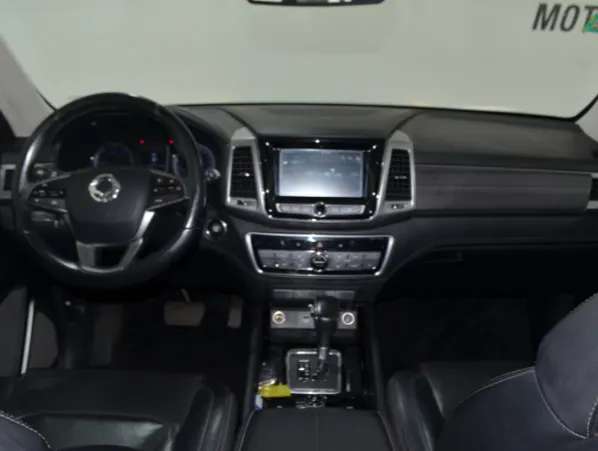 SsangYong REXTON 2019 - Imagen 4