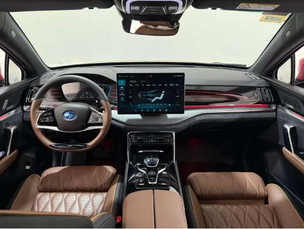 BYD TANG 2023 - Imagen 4