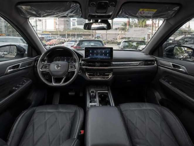 SsangYong REXTON 2025 - Imagen 3