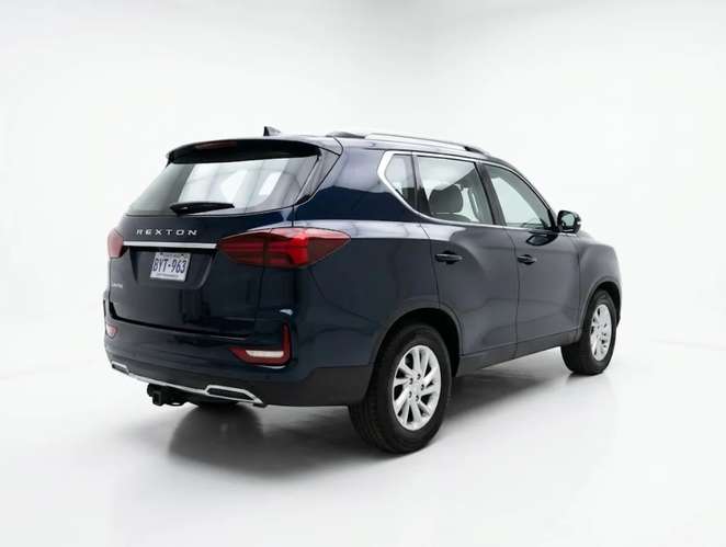 SsangYong REXTON 2023 - Imagen 2