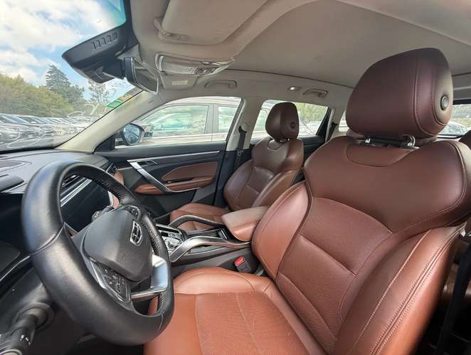 Geely AZKARRA 2024