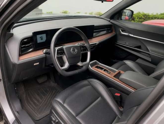 SsangYong TORRES 2025 - Imagen 1