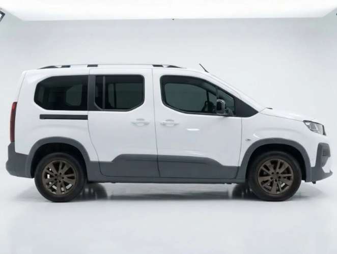 Peugeot RIFTER 2025