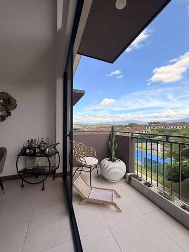 Apartamento en venta en Condominio Parques del Sol con línea blanca - Imagen 6