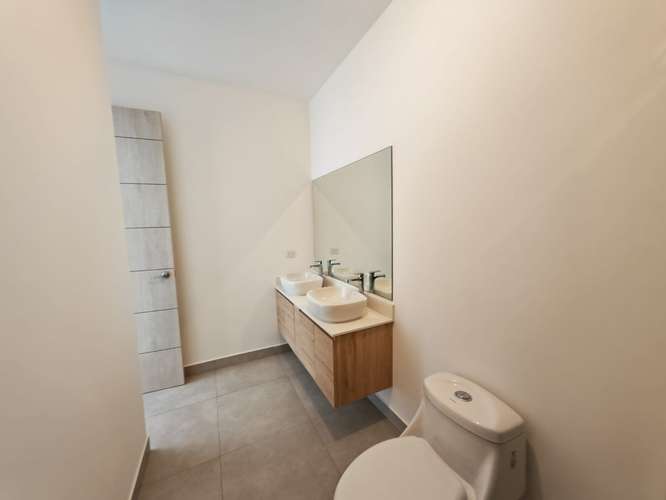ALQUILER DE APARTAMENTO DE 3 HABITACIONES EN SANTA ANA - Imagen 15