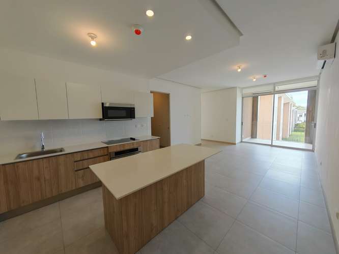 ALQUILER DE APARTAMENTO DE 3 HABITACIONES EN SANTA ANA - Imagen 2