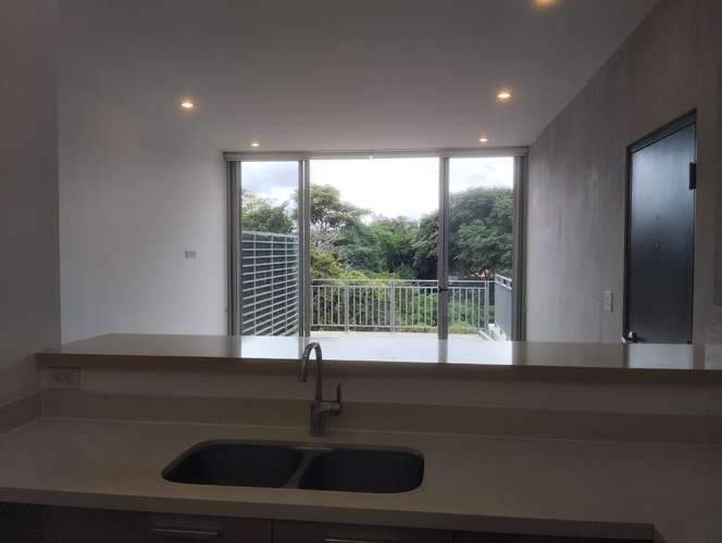 Apartamento en alquiler en Guachipelin Esca Por IVY - Imagen 16