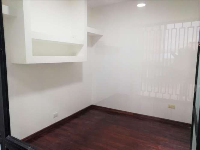 Se alquila agradable apartamento para una persona, sin garage. - Imagen 7