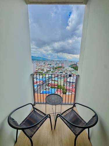 Venta de Apartamento Semi Amoblado URBN Escalante, Piso 25.  - Imagen 10