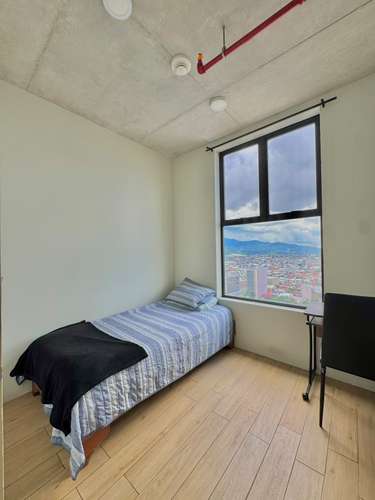 Venta de Apartamento Semi Amoblado URBN Escalante, Piso 25.  - Imagen 7