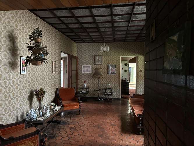 ESPACIOSA CASA CON GRAN JARDIN SAN FRANCISCO DE DOS RIOS - Imagen 2