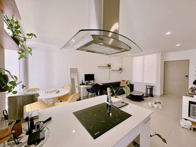 VENTA DE HERMOSA CASA EN CONDOMINIO RIO ORO DE SANTA ANA - Imagen 6