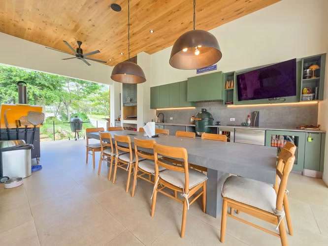 Lujosa casa full amueblada con piscina privada y vista en Hacienda Espinal San Rafael de Alajuela - Imagen 10