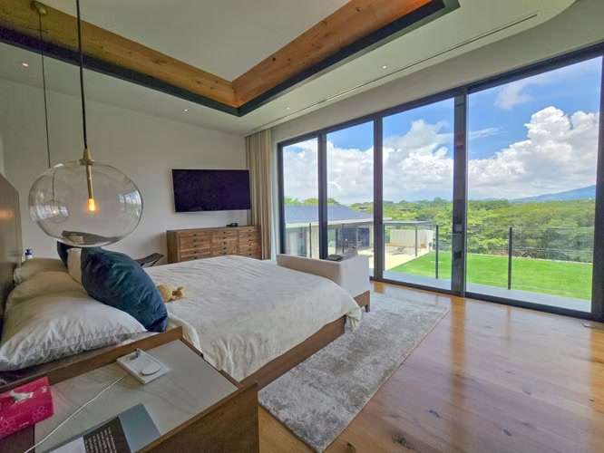 Lujosa casa full amueblada con piscina privada y vista en Hacienda Espinal San Rafael de Alajuela - Imagen 18