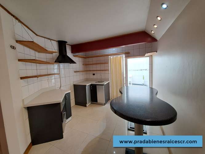 Apartamento en venta en Residencial Heliconias Guadalupe - Imagen 5