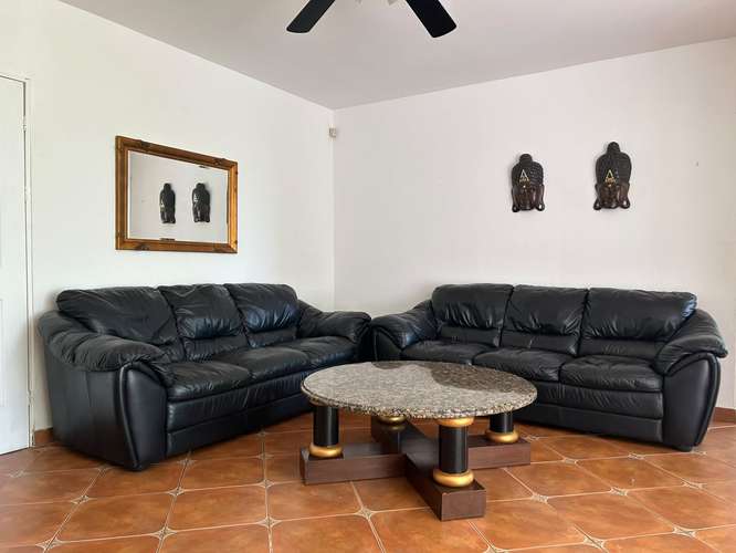 Apartamento amoblado en alquiler, Alto de Las Palomas, con terraza y jardín