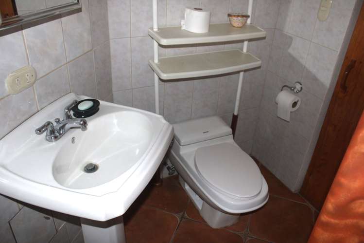 Apartamento amoblado en alquiler, Alto de Las Palomas, con terraza y jardín
