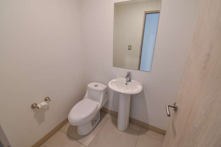 Apartamento en Lindora 3 dormitorios cedo deuda  - Imagen 20