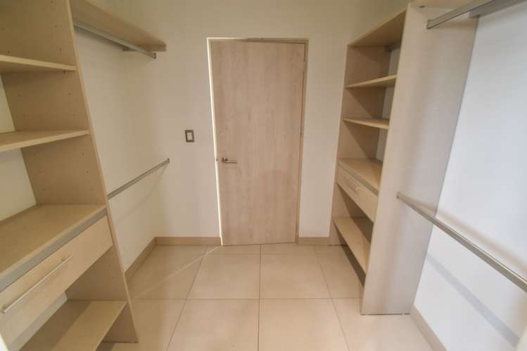 Apartamento en Lindora 3 dormitorios cedo deuda  - Imagen 15