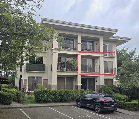 Apartamento amueblado en Belén 550.000 | Piscina, gimnasio, parqueo techado y cuota condominal incluida - Imagen 11