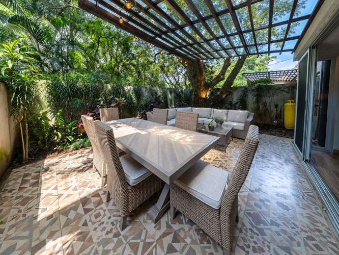 Casa en venta en Santa Ana | Condominio Casa del Sol | 3 habitaciones