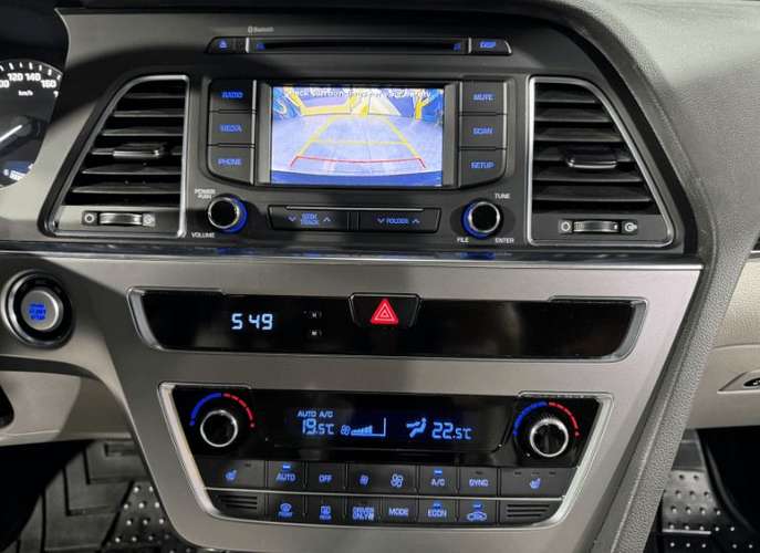 HYUNDAI SONATA HYBRID LIMITED 2016 AT