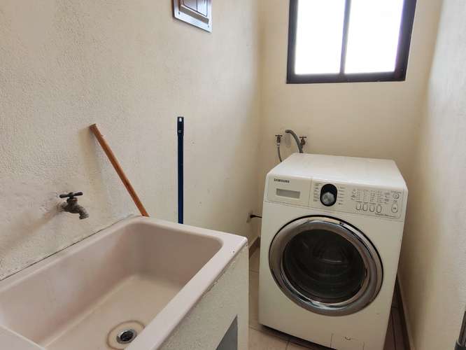 Se alquila apartamento en Santa Ana Centro. - Imagen 5