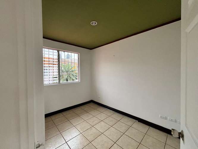 Se alquila casa independiente en Ciudad Colón. - Imagen 17