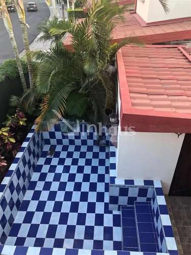 Venta de casa esquinera en condominio en zona Franca El Coyol 