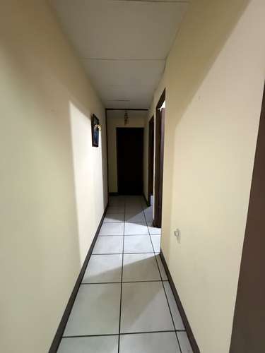 Se vende casa amplia en San Rafael Abajo de Desamparados. 