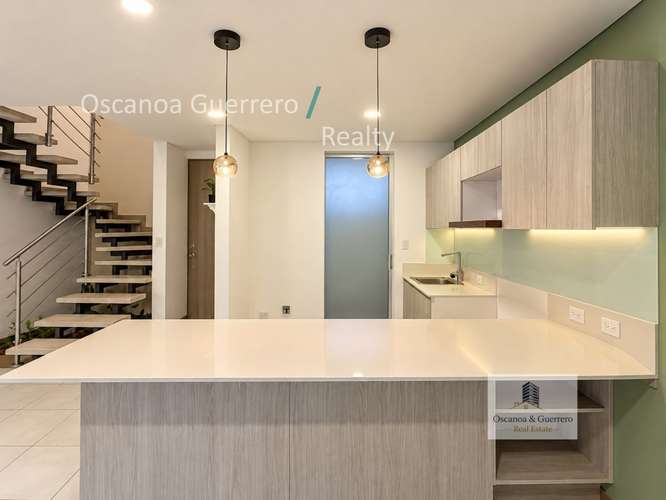 ALQUILER Casa de 2 Dormitorios en Condominio, Belén, Heredia