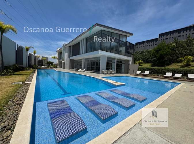 ALQUILER Casa de 2 Dormitorios en Condominio, Belén, Heredia
