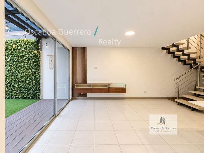 ALQUILER Casa de 2 Dormitorios en Condominio, Belén, Heredia