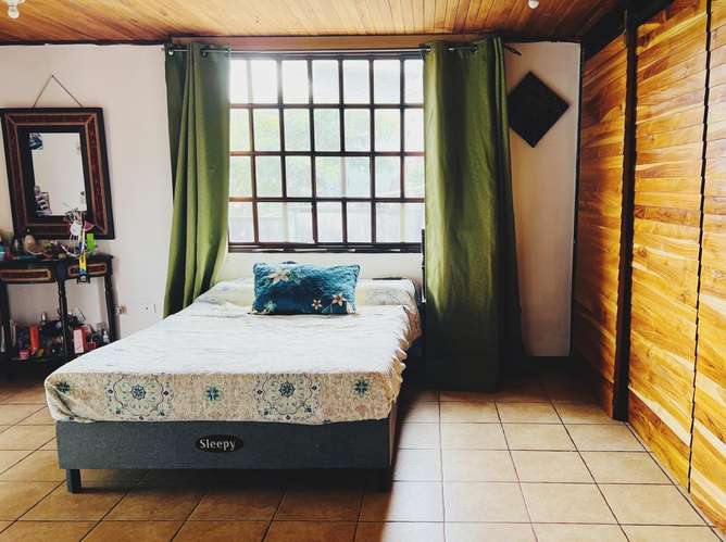 Casa en Venta, 4 habitaciones, con rancho BBQ y jardín en Santo Domingo – ¡Tu refugio natural en Heredia! 571 mts2 lote - Imagen 11