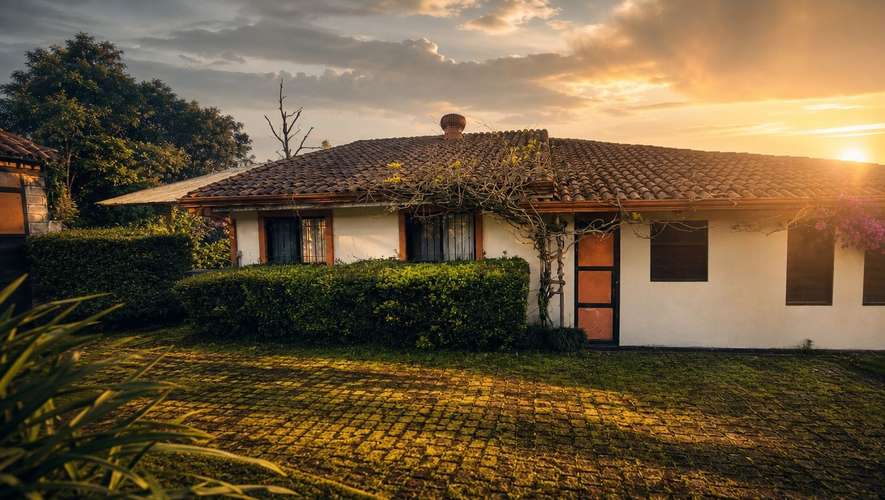 Venta: Finca de Montaña con Lujosa Casa, Sta. Bárbara Heredia (PA)