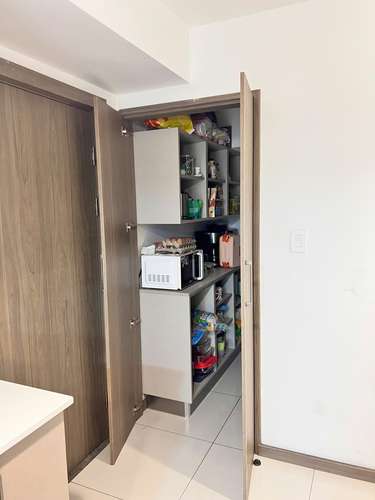 Alquiler o venta. Tu próximo hogar o inversión te espera! · 2 hab · 80 m² - Imagen 5