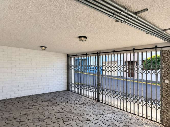 SE RENTA HERMOSO APARTAMENTO MUEBLADO POR 1.100 USD AL MES - Imagen 13